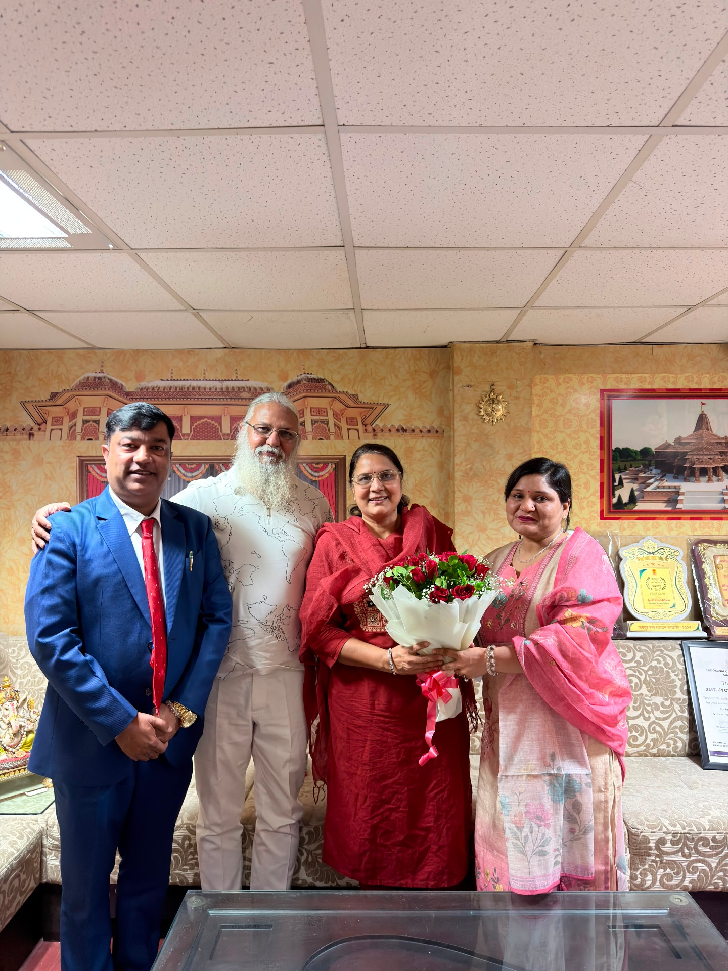Kulbhusshan Jinddal with Ex Mayor Jaipur Mrs. Jyoti Khandelwal — photo 1